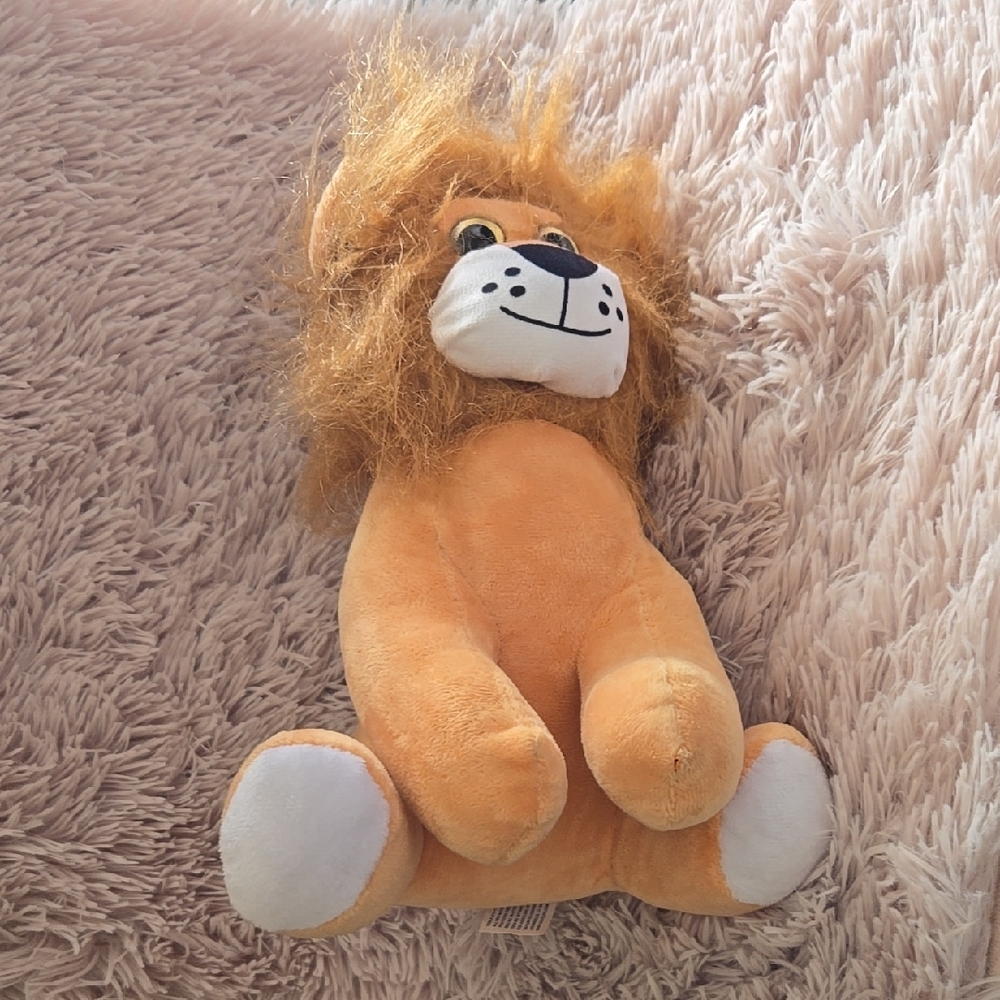Calplush Fluffy Orange and White Stuffed Lion Toy 11 In EuC